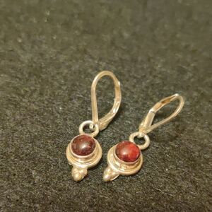 Simply Classic 925 Silver and Garnet Cabochon Leverback Earrings